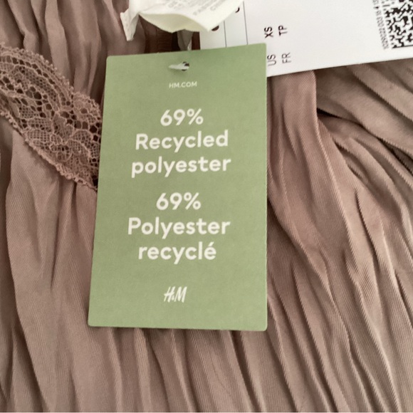 NWT H&M Pleated Maxi Dress, Size XS - Picture 7 of 8